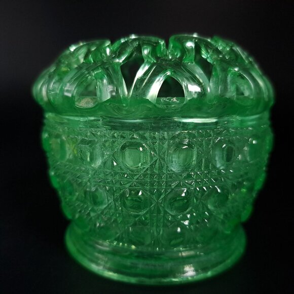 Imperial Glass Green Uranium Glass Bowl Open Lace Edge Cane Button Vintage - Picture 2 of 13